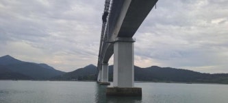 중량 초과 레미콘...전남 805호 지방도 신안군 은암대교 안전 ‘위협’