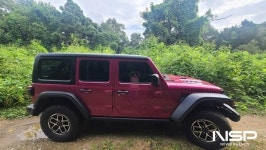 [타보니]지프 투스카데로 에디션, 강력한 가솔린 터보 엔진에 색 체의 미학 더하기