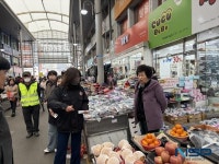 포항시, 죽도시장 불법시설물 정비 착수...안전 통로 확보 나서