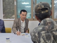 [6.3지방선거]김진태 국힘 강원도지사 후보, 춘천 마을회관서 숙박하며 민생 행보 이어가