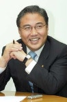 베드 크리스머스, 박진의원 금배지 날릴판
