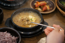 어머니의 손맛과 정성을 닮은 찌개애감동