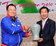 포토 투르드 코리아 2010, 여수시장에 감사패