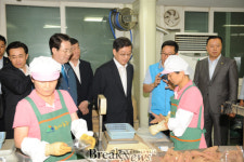 김황식 총리, “학사농장은 장성의 자랑!”