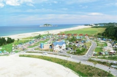 고성군 송지호 오토캠핑장 이용객 늘어