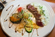 ‘메리고라운드 스테이크 키친’ 발렌타인데이 데이트 코스로 인기