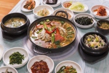 교황도 먹고 간 육쪽마늘 코스에 게국지, 박속낙지탕?! 먹부림하기 딱 좋은 서산 맛집 3 #소도시여행