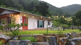 한국의 스위스? 사과밭 뷰에 200년 된 고택까지! 봉화 핫플 숙소 3 #소도시여행