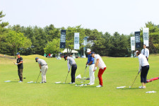 한불모터스, 최광수 프로에게 골프 배워볼까요?