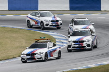 BMW M 클래스, 개막전 성료