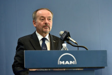 만트럭버스코리아, 엔진 전문 서비스센터 갖출 것