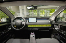 독일 태양광 전기차, 크라우드펀딩으로 태어난다