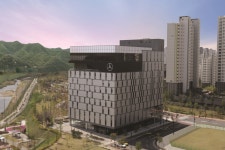 벤츠코리아, 고양 전시장 및 서비스센터 개장