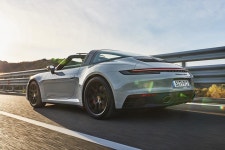 포르쉐, 신형 911 GTS 5종 공개