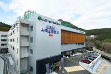 도이치오토그룹, 주가 조작 위기에도 사업은 확장