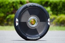 브리지스톤, 태양광 자동차 레이스에 타이어 공급