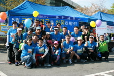 [군산서] 새만금 마라톤대회서 발로 뛰는 세정홍보