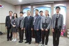 부산세무사회, 부산세무고등학교에  장학금 수여