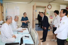 한승희 국세청장, 대전보훈병원 국가유공자 위로 방문
