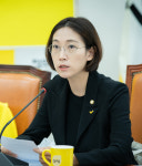 코로나 한파에 면세점업계 직원 3명 중 1명 실직
