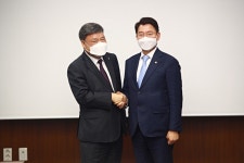 김수흥 의원, 셀트리온제약·LG에너지솔루션 찾아 투자 유치활동