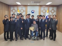 대전세무사회, 칭찬 1호 주인공 유장현 북대전세무서 조사관 표창
