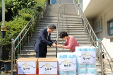 부산지방국세청, 장애인 거주시설 찾아 온정 나눔