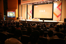 아이두게임, 게임계 엇갈린 반응