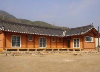 제철 맞은 오디로 즐기는 체험 학습과 트래킹 어떠세요?