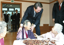 “100세 이상 장기요양보험 수급자 1194명 이르러”