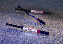 신흥, 신개념 플로우 레진 ‘Dyad Flow’ 출시