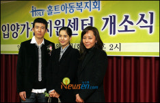 [포토엔]홀트아동복지회 홍보대사로 활동중입니다