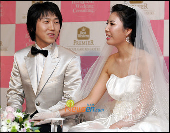 [포토엔]정현수-최유미 커플,기자회견 중에도 손은 잡아야..