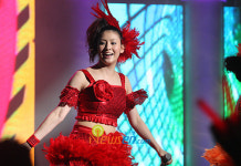 [포토엔]스가야 리사코, ‘붉은의상도 귀엽죠?’