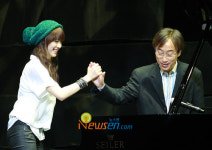 [포토엔]구혜선-이사오 사사키, 하이파이브!