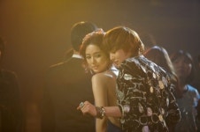 닉쿤, 윤은혜와 아찔한 부비부비 도발댄스 ‘치명적 섹시남 변신’