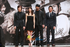 [포토엔]영화 ‘구르믈 버서난 달처럼’ 화려한 배우들