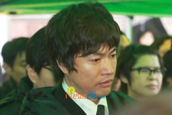 [포토엔]넋이 나간 김정민