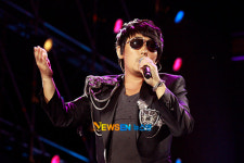 [포토엔]라이브의 황제 이승철, 데뷔 25주년! 기념 콘서트 ‘오케스트Rock’