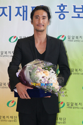 [포토엔]신현준 ‘밀알복지재단 홍보대사 ’열심히 할게요~