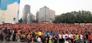[포토엔]첫 원정 16강 ‘서울광장 끝이 안보이는 붉은물결’