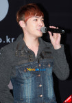 [포토엔]휘성 ‘3D 콘서트 재밌게 봐주세요~’
