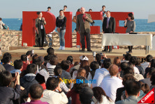 [포토엔]인사말하는 카를로스 사우라 감독