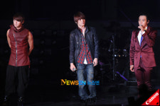 [포토엔]JYJ 준수-재중-유천, 성공적인 월드 투어 쇼케이스