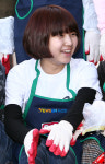 [포토엔]김은비 ‘봉사활동 즐거워요~’