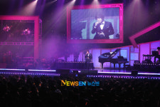 [포토엔]신혜성 ‘1년 6개월만에 열린 콘서트 팬들로 가득’