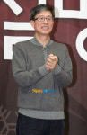 [포토엔]‘즐거운 저녁길 이택림 입니다’