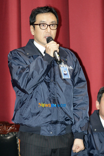 [포토엔]경찰청 홍보대사 김승우 ‘음주가무및 노상방뇨 안하겠다’ 굳은다짐!