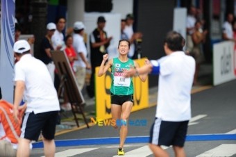 여자마라톤 우승 케냐, 한국 아쉽게도 중하위권 “발전 필요성 느꼈다” (대구육상 세계선수권)