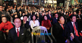 [포토엔]남포동 가득 메운 내외빈들과 시민들(16th BIFF)